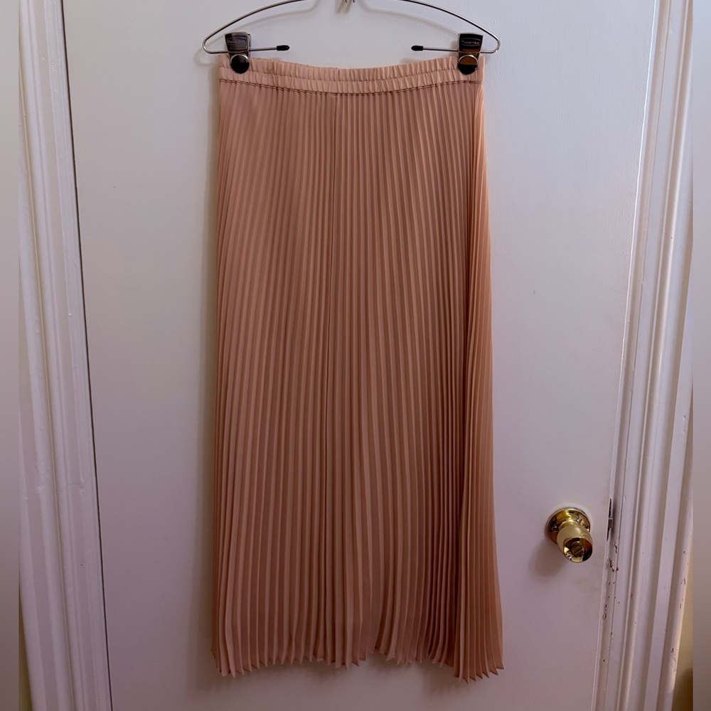 Midi Pleated Skirt in Blush Pink